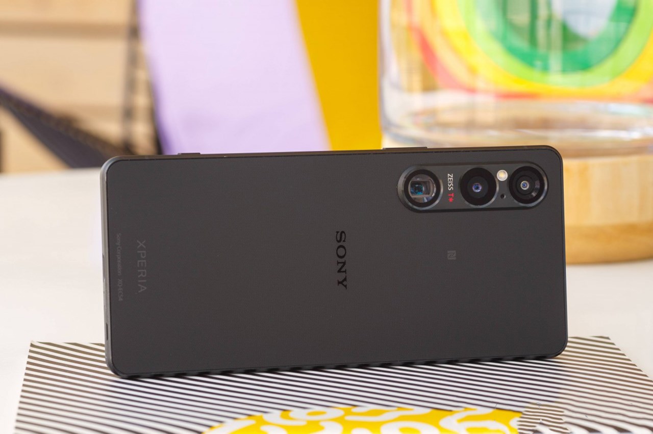 Trên tay Sony Xperia 1 VI: Thiết kế mới, Snap 8 Gen 3, camera xịn sò