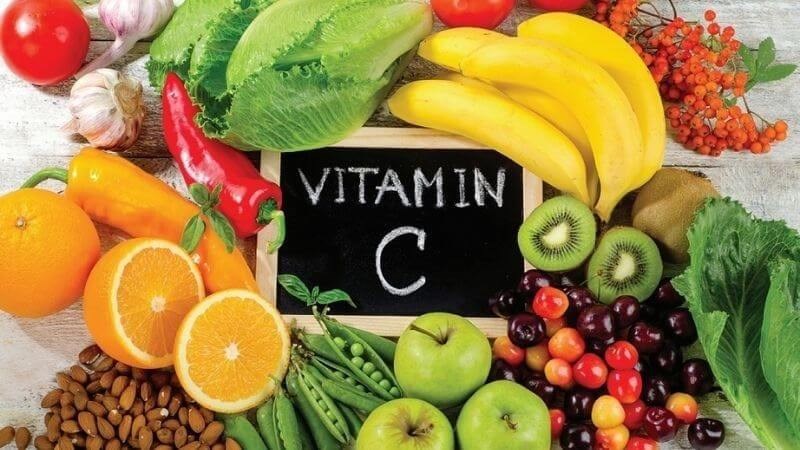 Thực phẩm giàu vitamin C giúp tăng cường sản sinh collagen, đẩy nhanh quá trình lành vết thương