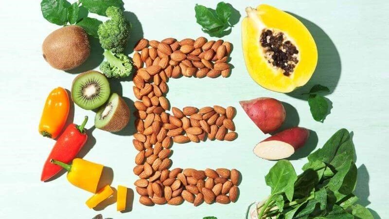Thực phẩm giàu vitamin E có tác dụng chống oxy hóa, giúp da mau lành, giảm nguy cơ viêm nhiễm