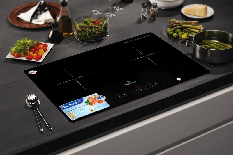 Thiết kế của bếp từ đôi Bluestone ICB-6818