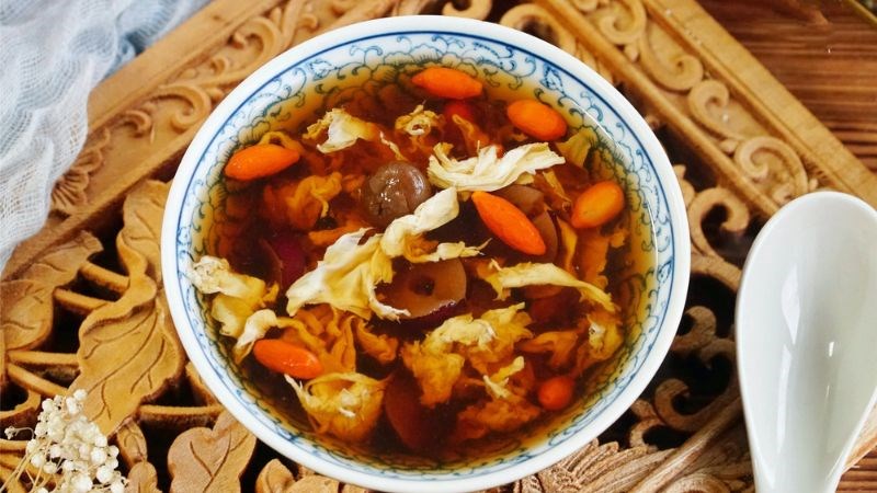 Chè dưỡng nhan là một món ăn giúp thanh nhiệt giải độc, làm đẹp da