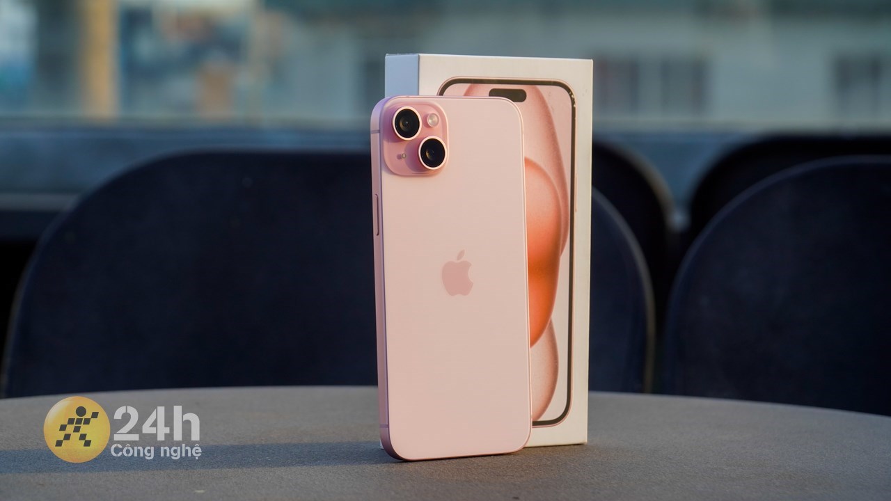 iPhone màu hồng dành cho hội chị em, mua ngay hôm nay chỉ từ 13.59 triệu