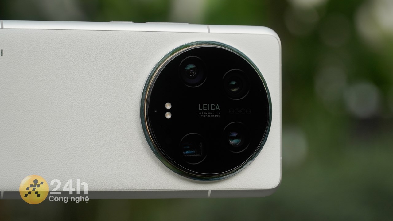 Nổi bật trên thiết kế Xiaomi 14 Ultra là cụm camera lớn.