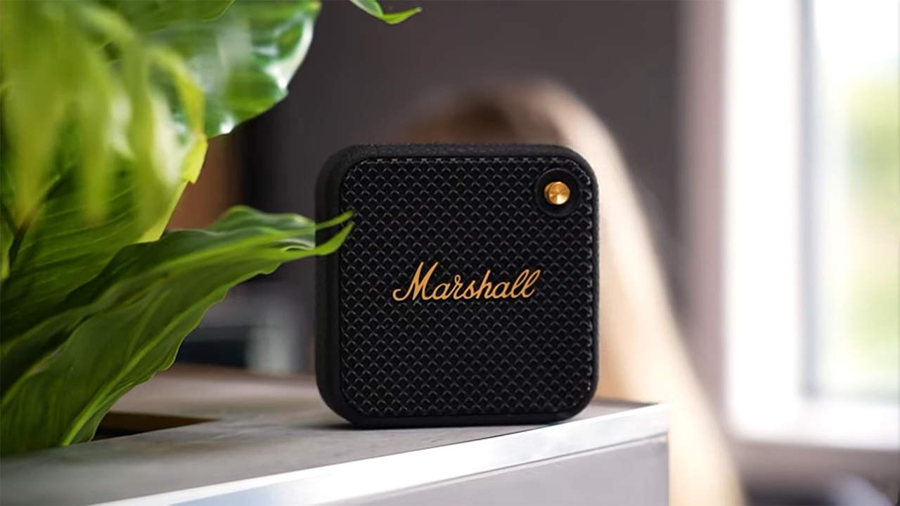 Marshall Willen còn có màu sắc rất sang trọng theo thiên hướng cổ điển. Nguồn: Smart Home Sounds.