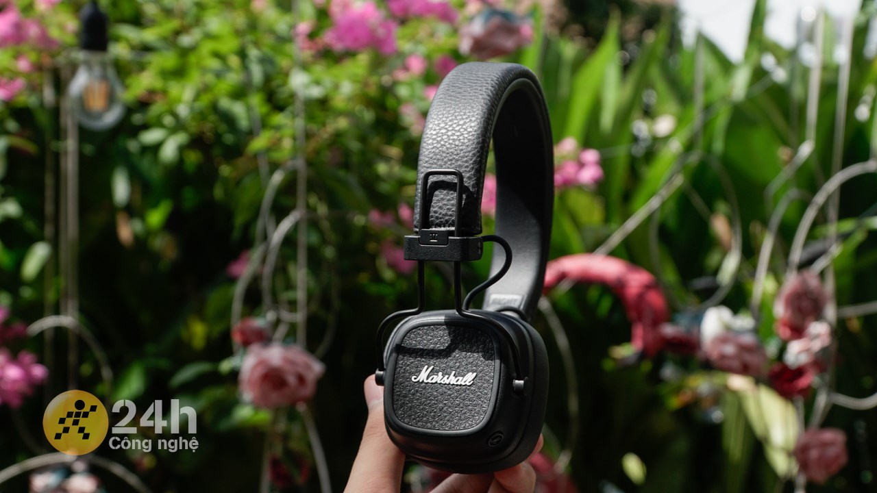 Phần loa của Marshall Major IV được làm theo kiểu dáng hình vuông với kích thước lớn. Phần loa của Marshall Major IV được làm theo kiểu dáng hình vuông với kích thước lớn.