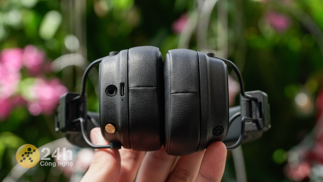 2 cạnh trái phải của Marshall Major IV. 2 cạnh trái phải của Marshall Major IV.