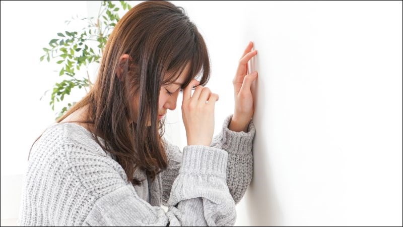 Rối loạn kinh nguyệt c&oacute; thể dẫn đến thiếu m&aacute;u v&agrave; g&acirc;y hoa mắt, ch&oacute;ng mắt