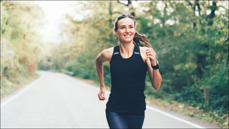 Tập thể dục thường xuy&ecirc;n sẽ gi&uacute;p điều h&ograve;a kinh nguyệt