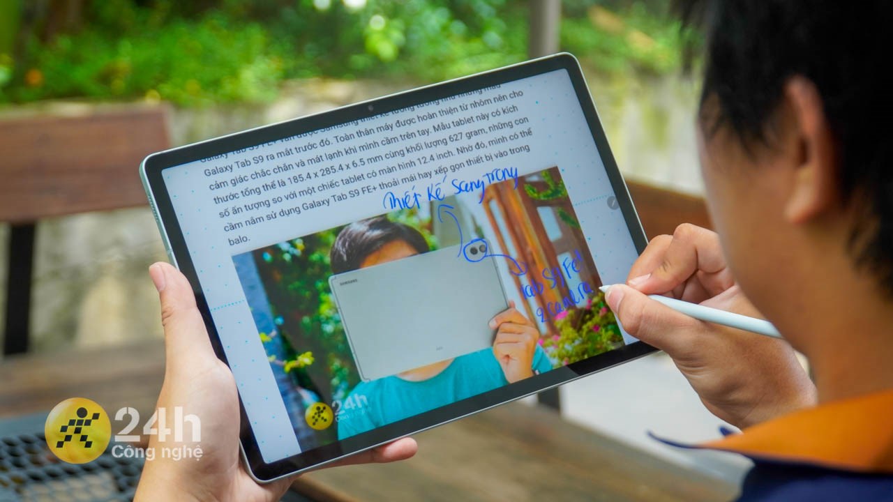 Vì sao mua máy tính bảng có bút cảm ứng đi kèm Vì sao mua máy tính bảng có bút cảm ứng đi kèm