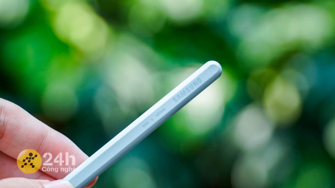 Vì sao mua máy tính bảng có bút cảm ứng đi kèm Vì sao mua máy tính bảng có bút cảm ứng đi kèm