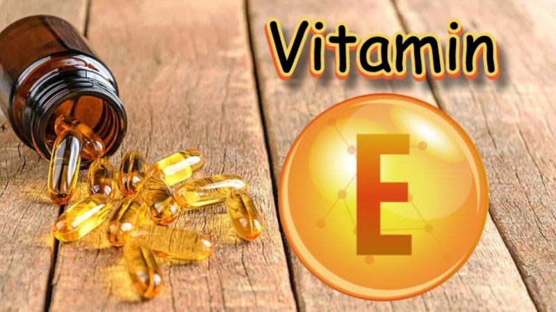 Bạn nên uống vitamin E sau ăn 30 phút
