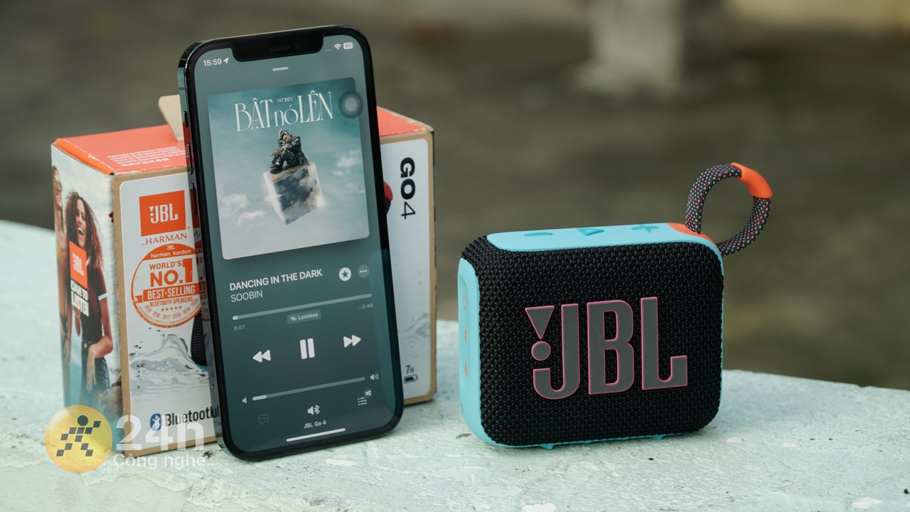 JBL Go 4 mang lại chất âm tốt cùng âm thanh lớn. JBL Go 4 mang lại chất âm tốt cùng âm thanh lớn.
