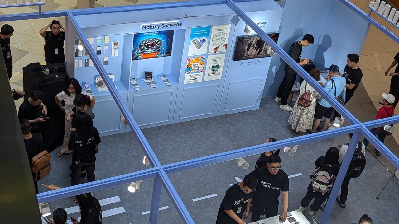 Toàn cảnh sự kiện trải nghiệm Galaxy Z Fold 6 và Galaxy Z Flip 6 Toàn cảnh sự kiện trải nghiệm Galaxy Z Fold 6 và Galaxy Z Flip 6