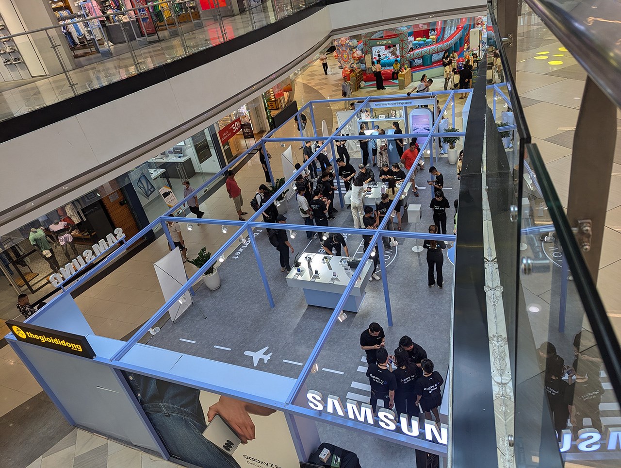 Sự kiện trải nghiệm Galaxy Z Fold 6 và Galaxy Z Flip 6 tại TTTM Vạn Hạnh Mall Sự kiện trải nghiệm Galaxy Z Fold 6 và Galaxy Z Flip 6 tại TTTM Vạn Hạnh Mall