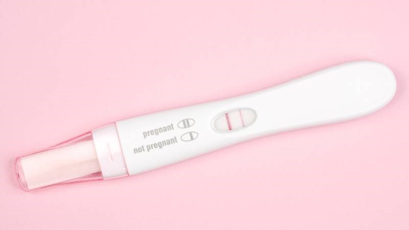 Thử thai để loại trừ khả năng có thai trước khi chẩn đoán suy buồng trứng sớm