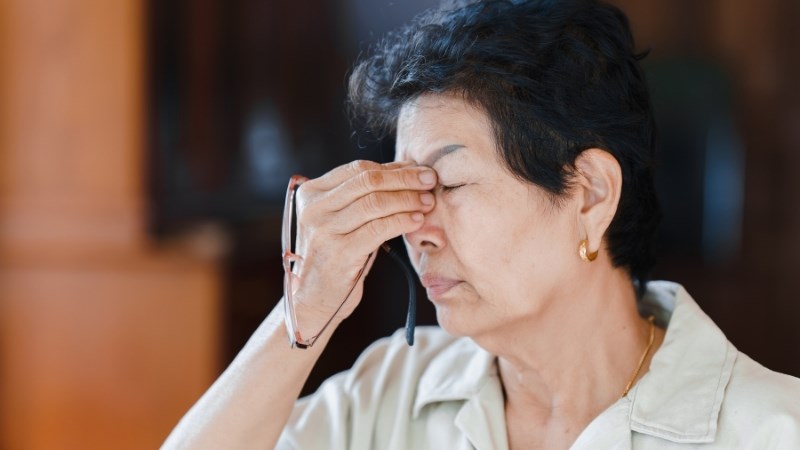 Tuổi tác là nguyên nhân thường gặp nhất gây vẩn đục dịch kính