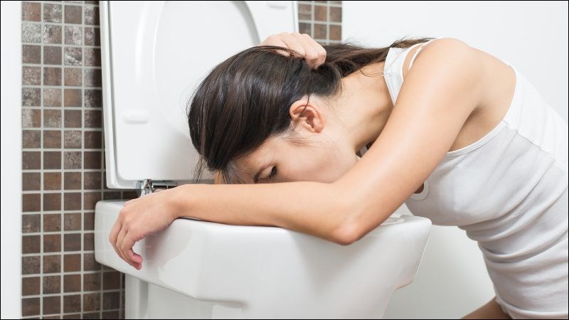 Buồn nôn và nôn mửa có thể là dấu hiệu của nhiễm độ asen cấp tính Buồn nôn và nôn mửa có thể là dấu hiệu của nhiễm độ asen cấp tính