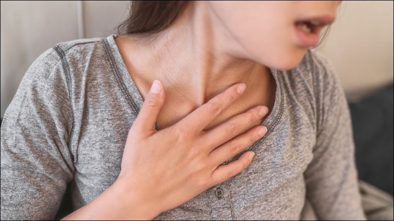 Khó thở là một dấu hiệu cảnh báo và cần tới gặp bác sĩ