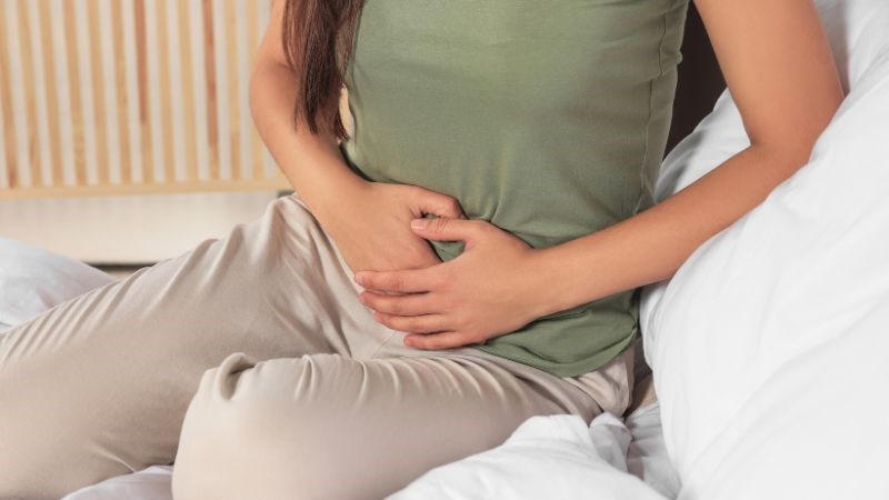 Khi xuất hiện bí tiểu kèm đau bụng dưới, người bệnh nên đến các cơ sở y tế để được điều trị Khi xuất hiện bí tiểu kèm đau bụng dưới, người bệnh nên đến các cơ sở y tế để được điều trị