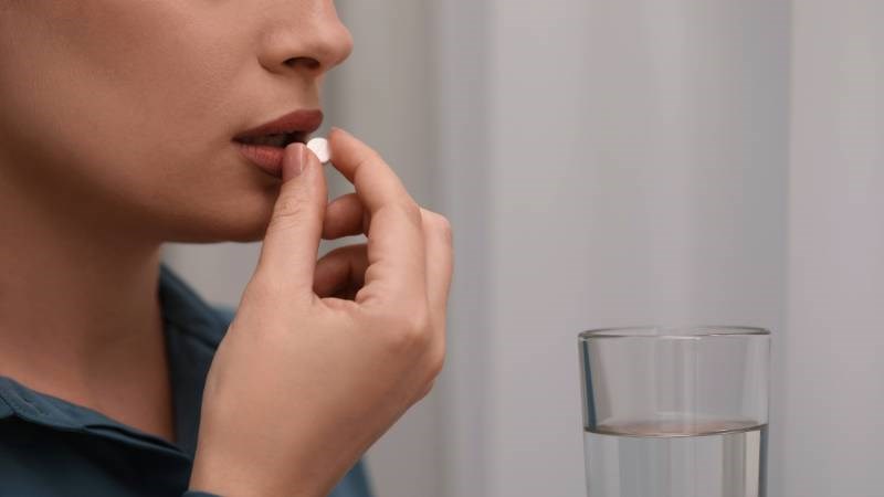 Một số loại thuốc chống trầm cảm có thể kiểm soát cơn bốc hỏa