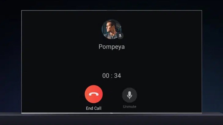Android Tivi QLED TCL 4K 98 inch 98C735 cho phép bạn thực hiện cuộc gọi video call dễ dàng với ứng dụng Google Duo