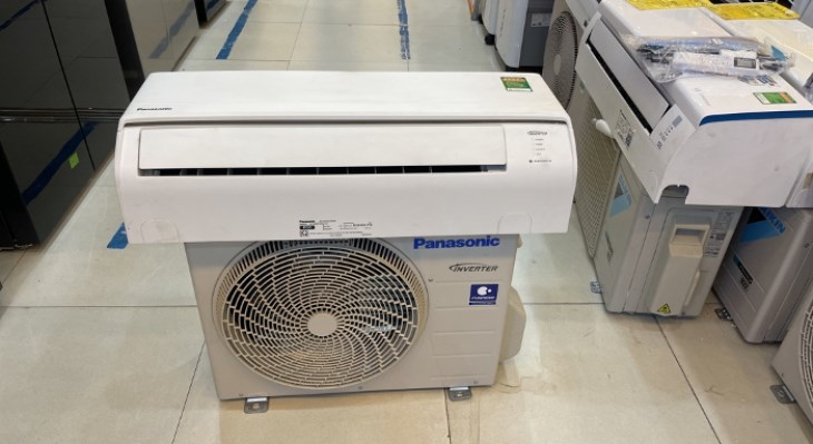 Nên kiểm tra máy lạnh cũ kỹ lưỡng trước khi mua (minh họa Máy lạnh Panasonic Inverter 1 HP CU/CS-PU9ZKH-8M cũ)