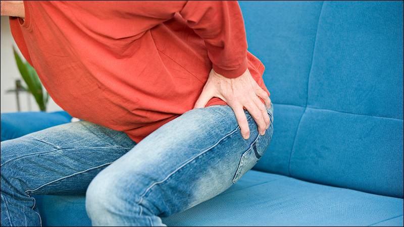 Bạn nên khám bác sĩ nếu đau hông ảnh hưởng đến hoạt động hàng ngày