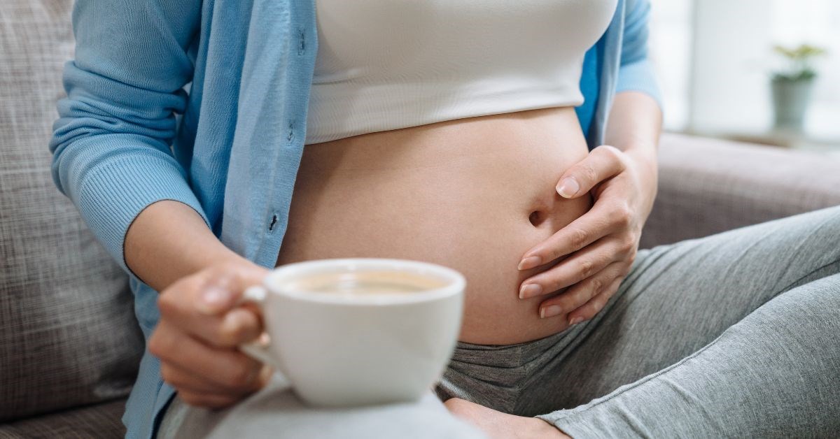 Liệu uống cafe sữa có ảnh hưởng đến các giai đoạn tiếp theo trong quá trình mang thai không?