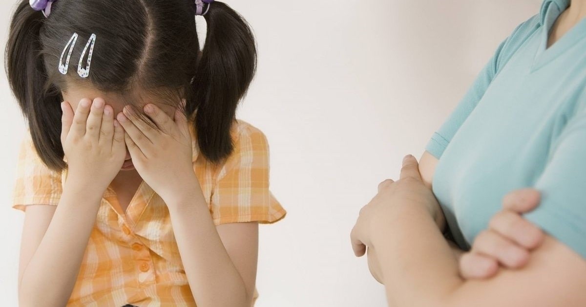 Những yếu tố nào có thể gây ra rối loạn lo âu ở trẻ em?

