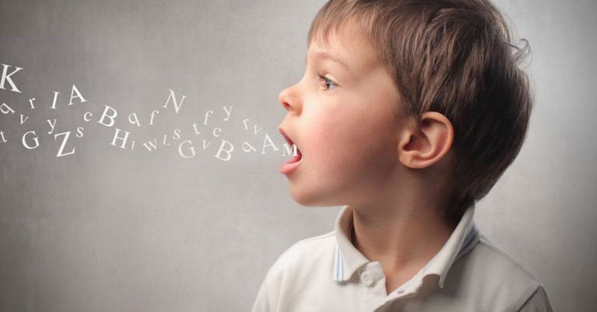 Tại sao sự tương tác xã hội quan trọng đối với bé 3 tuổi chậm nói?
