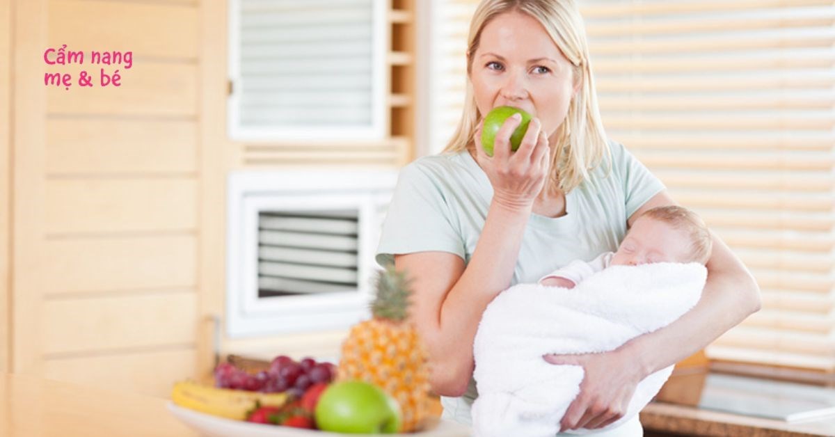 Ăn vặt sau sinh được ăn vặt những gì không ảnh hưởng đến sức khỏe của mẹ và con