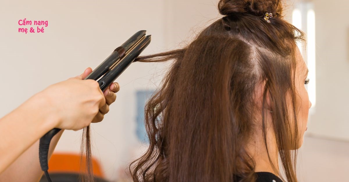 Chỉ bạn 5 cách làm tóc uốn đuôi bằng cực đơn giản tại nhà