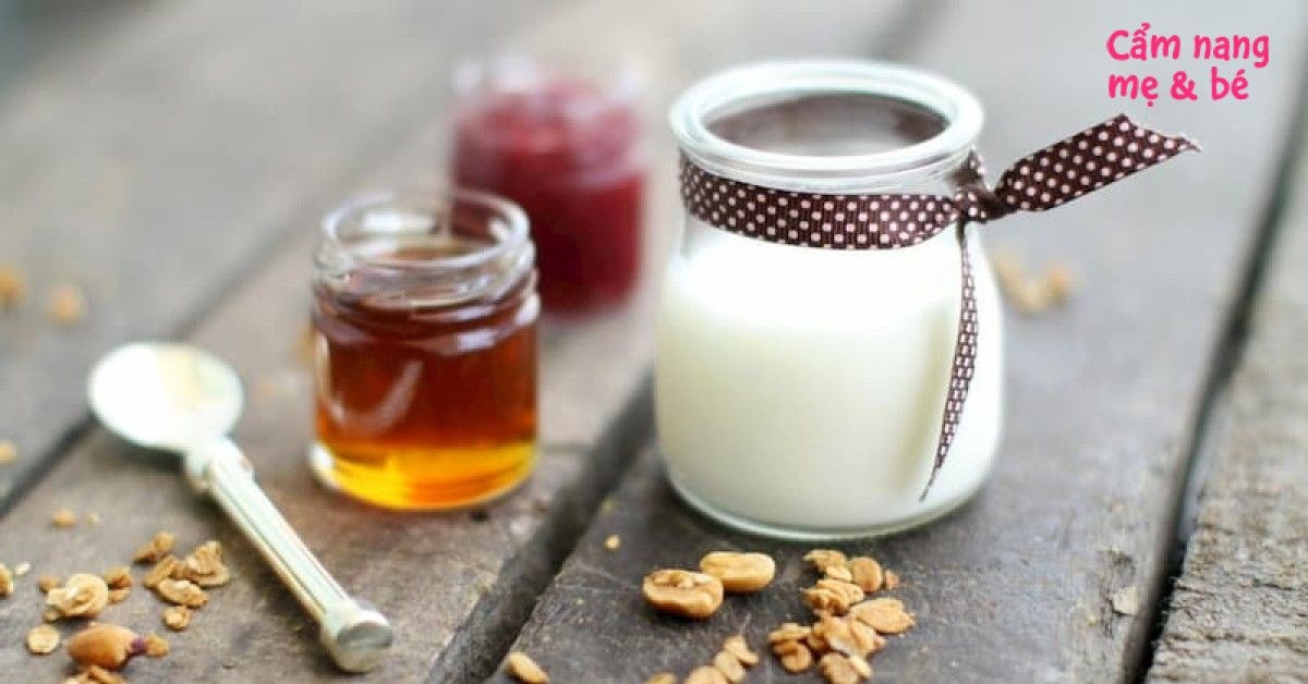 Tác dụng của thành phần mật ong trong mặt nạ sữa chua mật ong là gì?
