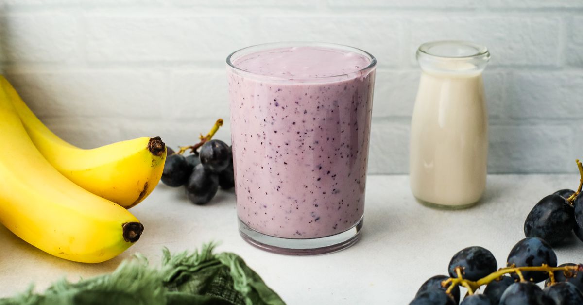 Mách mẹ 5 công thức sinh tố nho cho bé ăn dặm đầy đủ dinh dưỡng