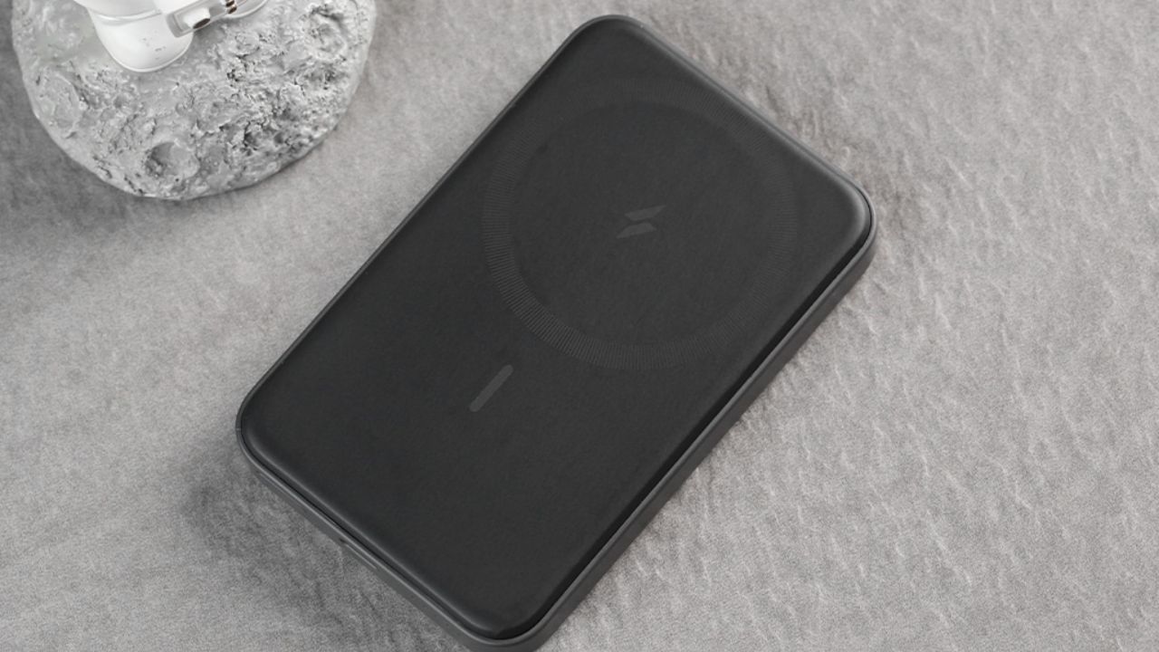 Phụ kiện Anker giá rẻ, chỉ từ 210K, đầy đủ cáp sạc, pin sạc dự phòng, ghé xem ngay!