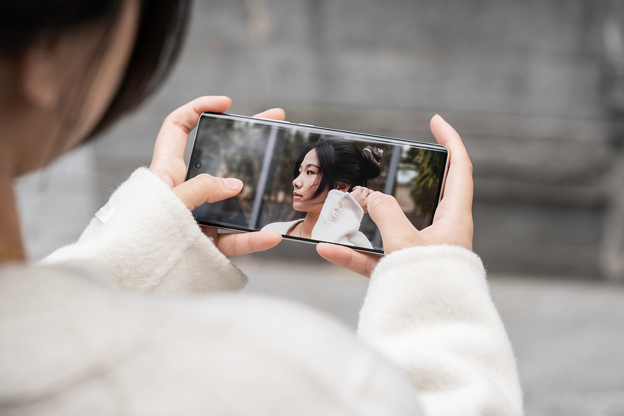 OPPO Reno13 Pro sẽ được trang bị màn hình kích thước 6.7 inch OPPO Reno13 Pro sẽ được trang bị màn hình kích thước 6.7 inch