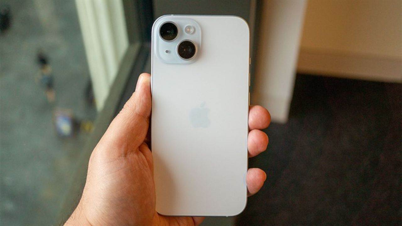 Săn sale Black Friday, 'Price' rẻ ở đây: Điện thoại iPhone | Xiaomi mỏng nhẹ giá chỉ còn từ XX