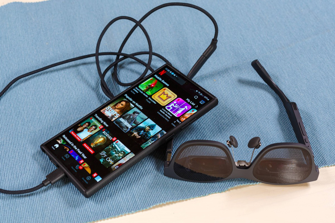 XREAL Air 2 là sản phẩm thực tế ảo đáng mua.