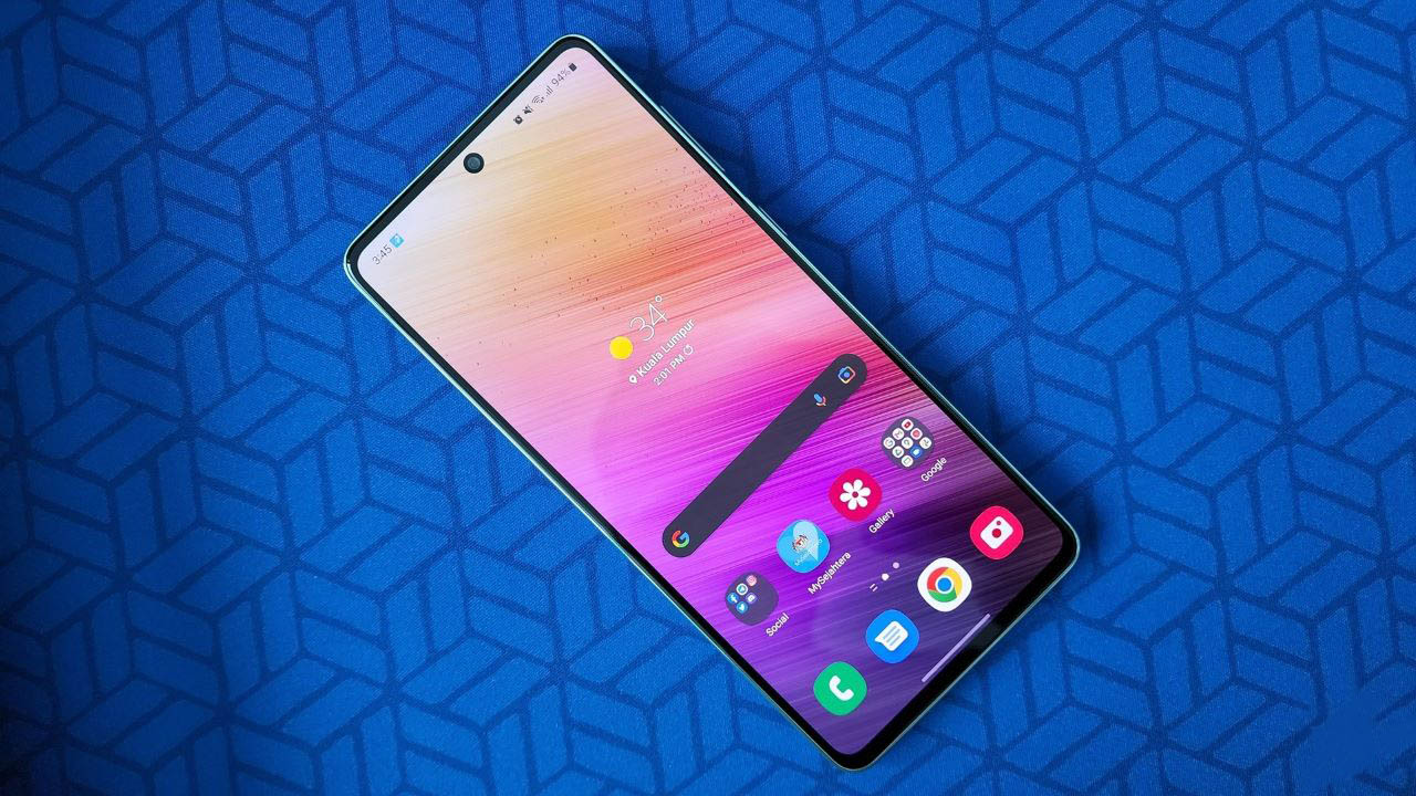 Người dùng Galaxy A73 5G đã có thể lên đời One UI 6.0