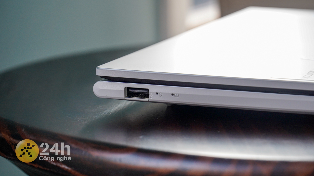 Đánh giá ASUS Vivobook 14 X1404VA