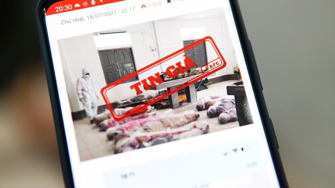 Mạng xã hội đang trở thành điểm nóng để lan truyền tin giả, với hơn 71% người dân Việt Nam sử dụng