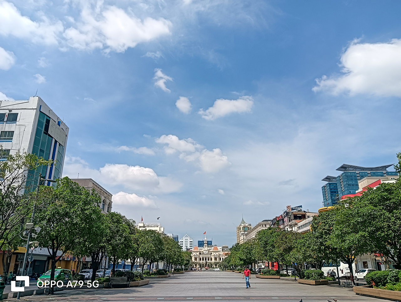 Ảnh chụp thuận sáng trên OPPO A79 5G. Ảnh chụp thuận sáng trên OPPO A79 5G.