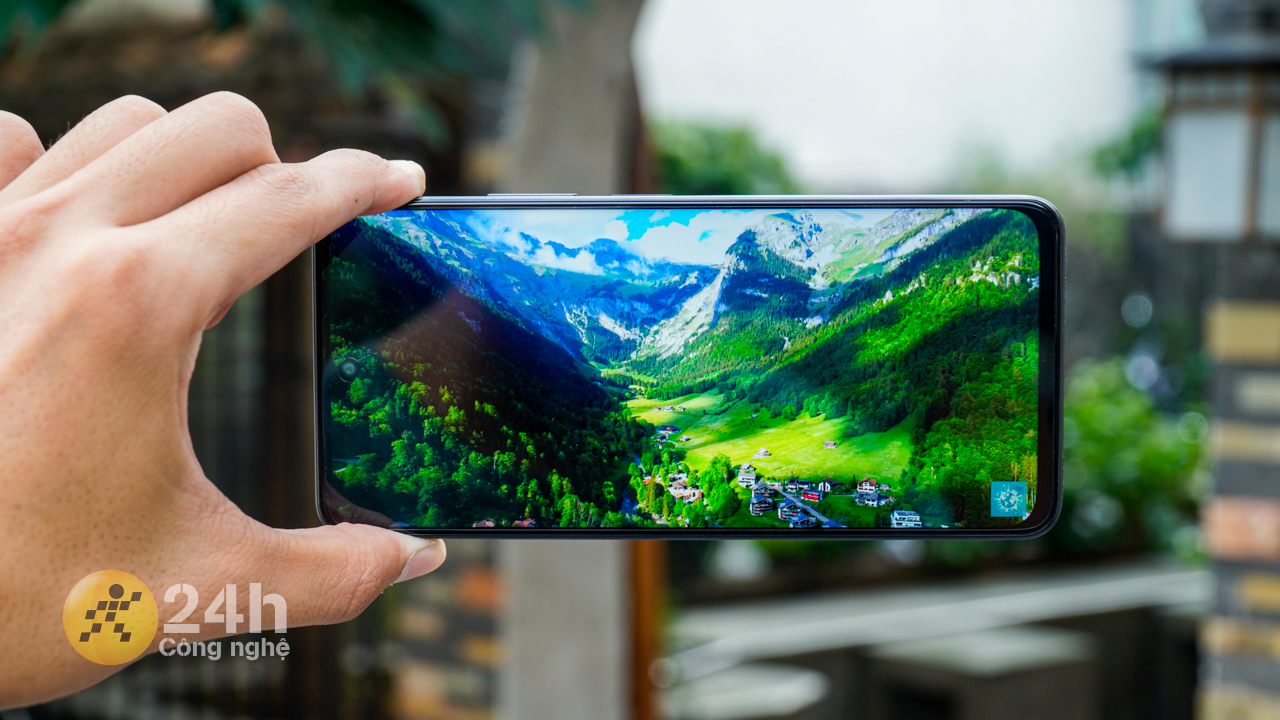 OPPO A79 5G mang lại trải nghiệm hiển thị tốt dù không được trang bị tấm nền OLED. OPPO A79 5G mang lại trải nghiệm hiển thị tốt dù không được trang bị tấm nền OLED.