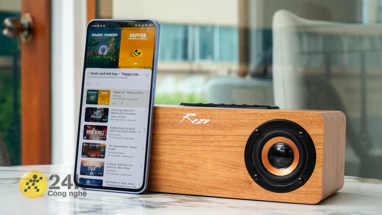 Rezo Wooden Box được trang bị loa kép với công suất 10 W, mang đến trải nghiệm âm thanh ấn tượng