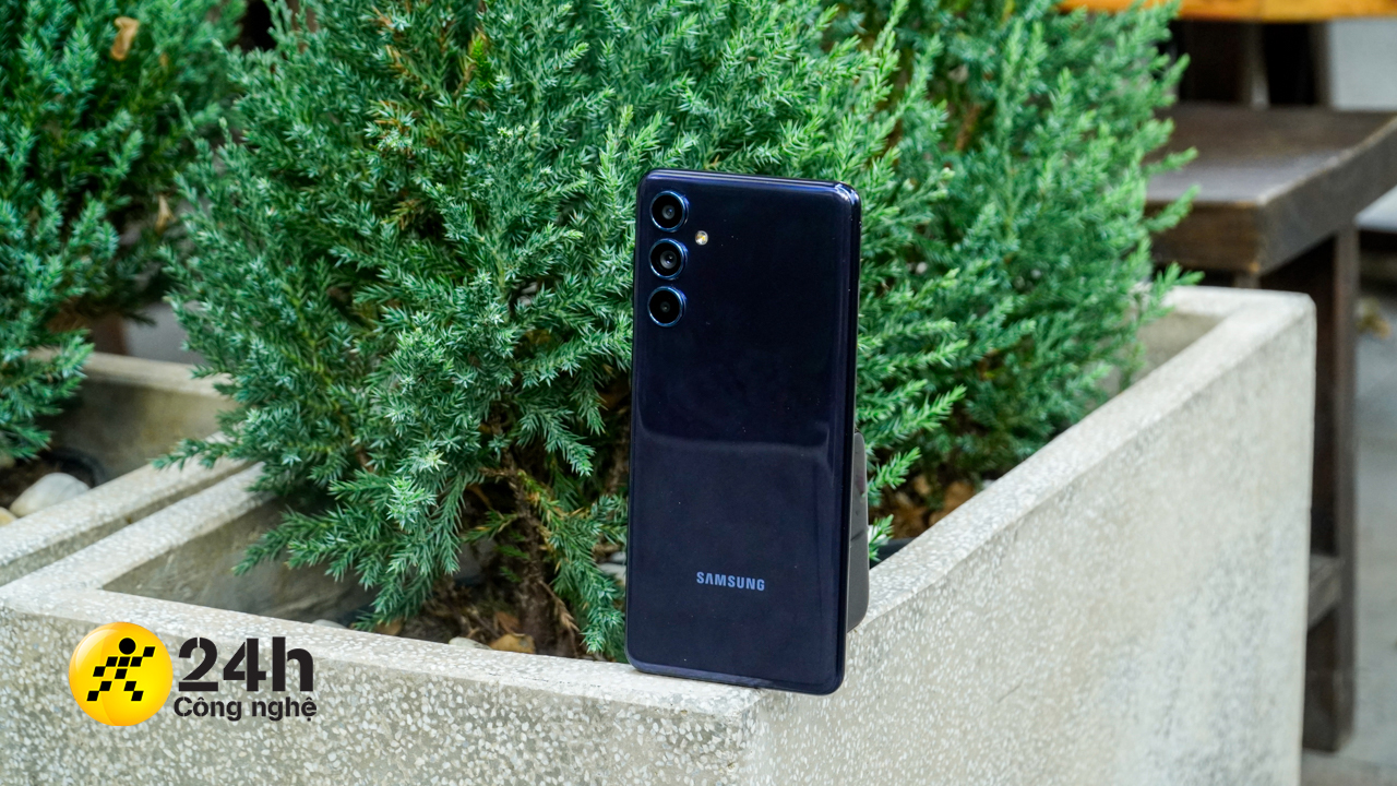 Galaxy M55 5G bị rò rỉ ảnh render xác nhận thiết kế và màu sắc