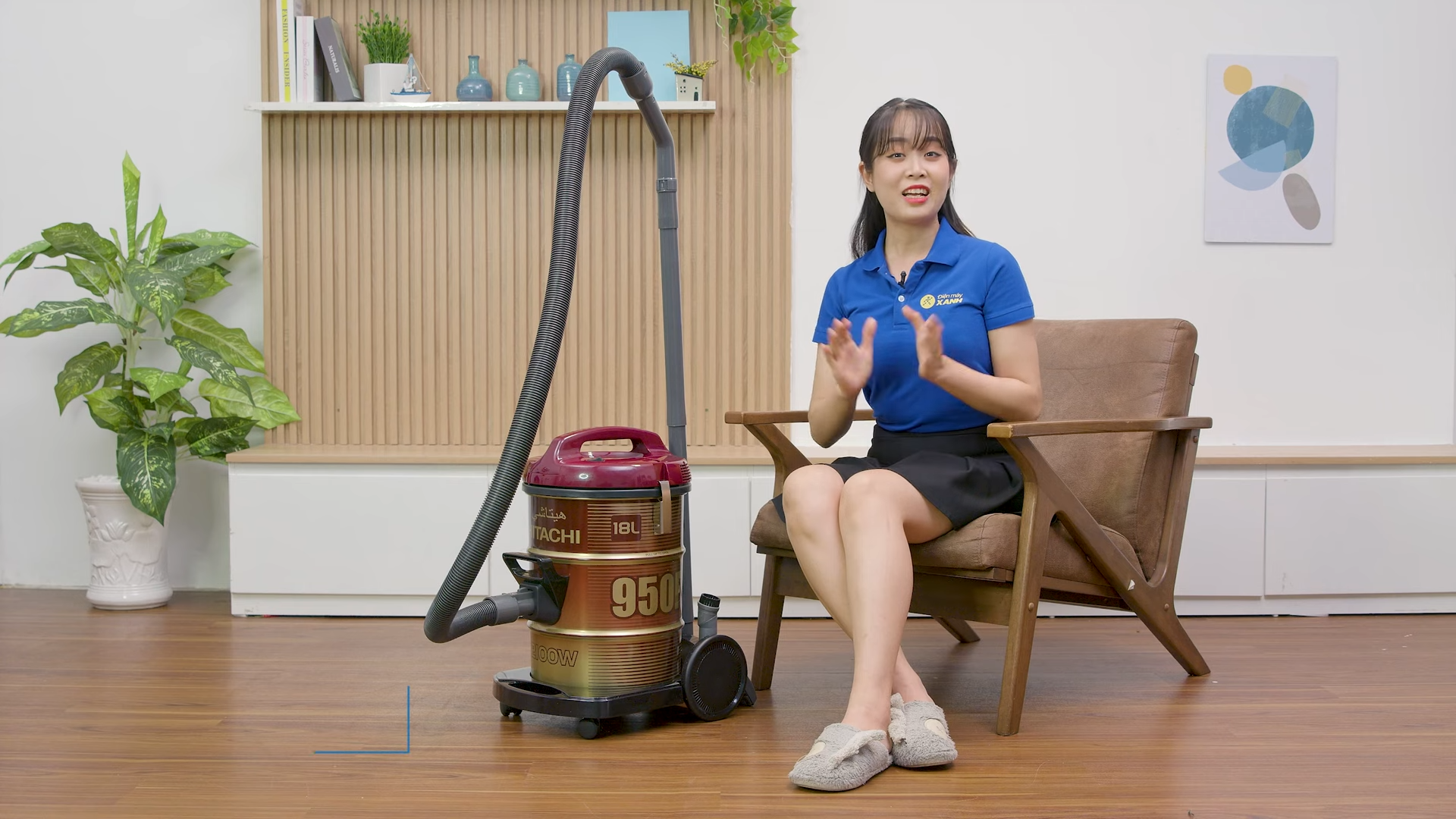 Đánh giá chi tiết máy hút bụi Hitachi CV-950F WR