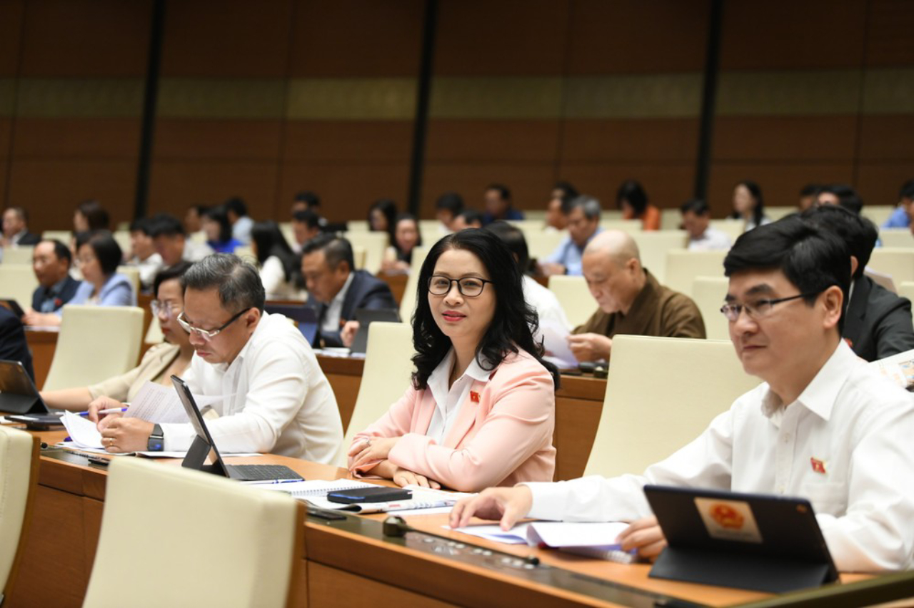 Đổi tên thành thẻ căn cước, CCCD gắn chip đã cấp có phải làm lại?