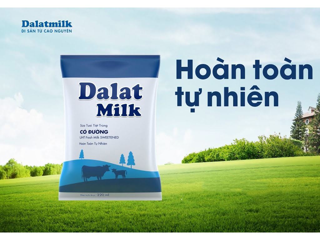 Sữa tươi tiệt trùng có đường Dalat Milk bịch 220ml 1