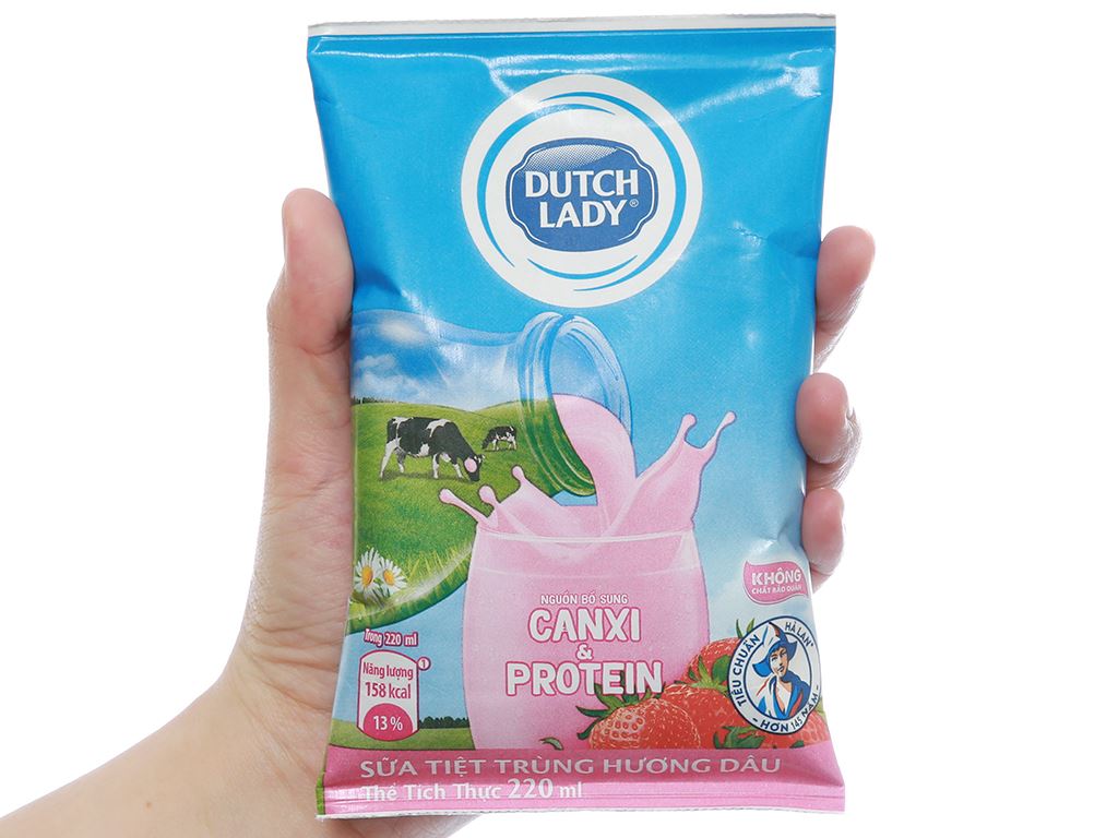 Sữa tiệt trùng hương dâu Dutch Lady Canxi & Protein bịch 210ml 1