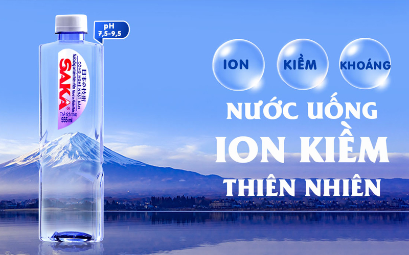 Nước uống i-on kiềm Saka 355ml 1